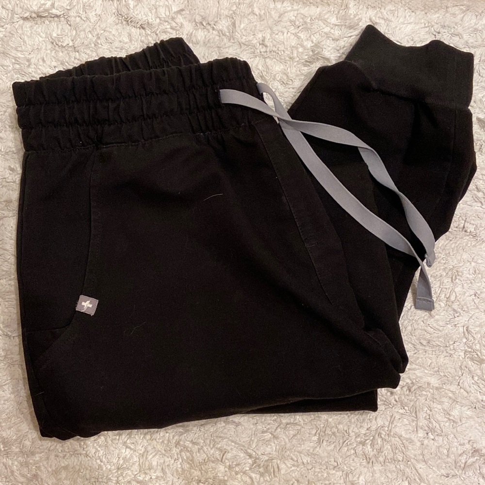 High Waisted FIGS Zamora Jogger Scrub Bottoms